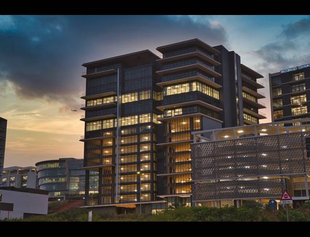 478M² OFFICE FOR SALE IN LA LUCIA RIDGE